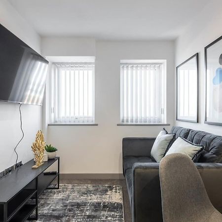 Contemporary 1 Bedroom Apartment In Central Hull كينغستون أبون هول المظهر الخارجي الصورة