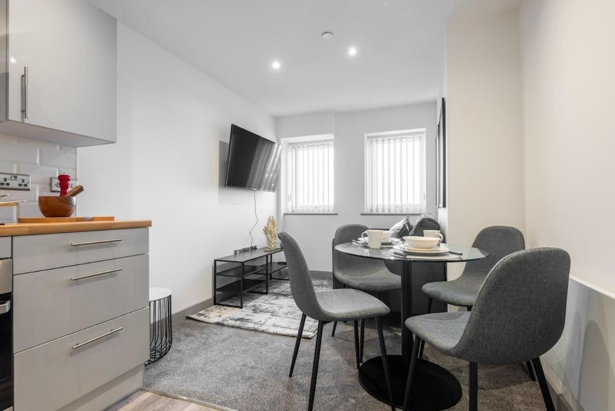 Contemporary 1 Bedroom Apartment In Central Hull كينغستون أبون هول المظهر الخارجي الصورة